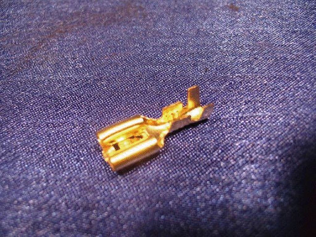 NASUWKA KONEKTOROWA 100SZT TYPOWA