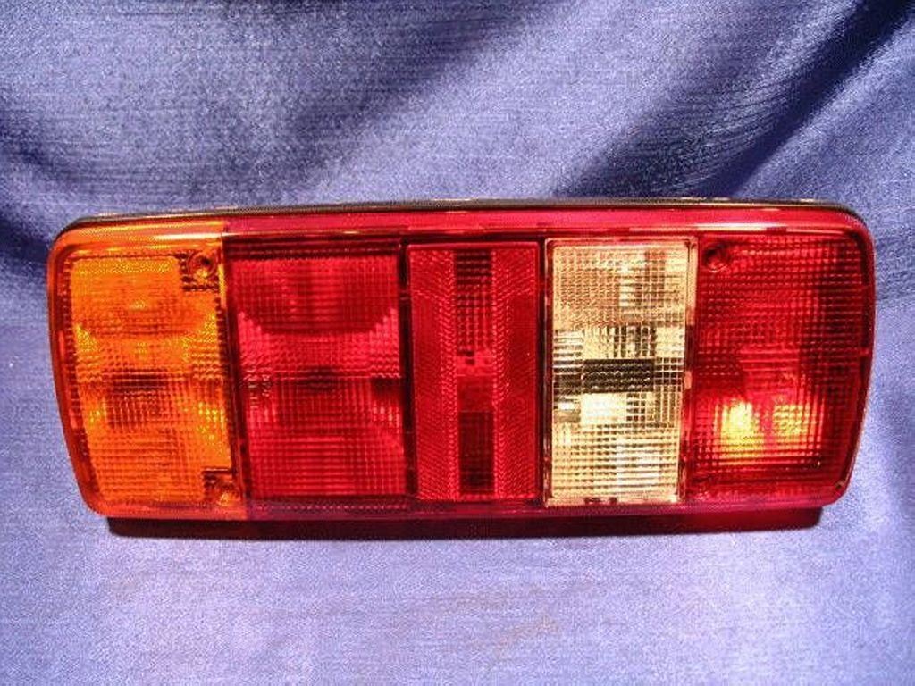LAMPA ZESP.5-SEG.0205L PRAWA BEZ PODSW.