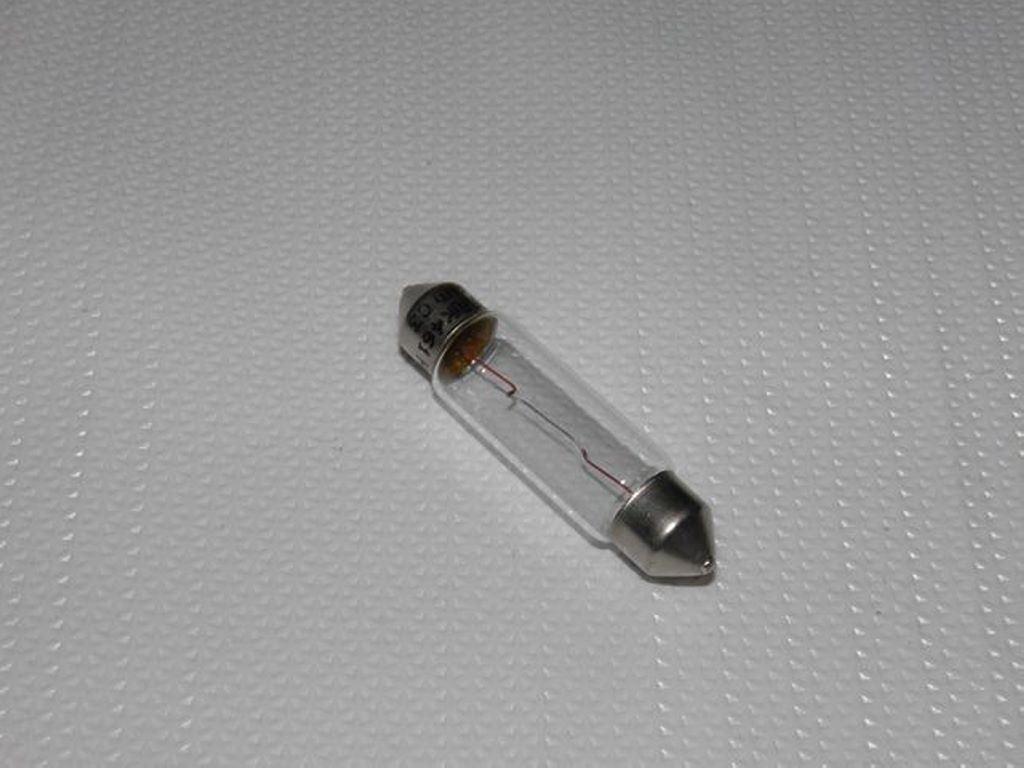 ZAROWKA 12V 10W RURKOWA