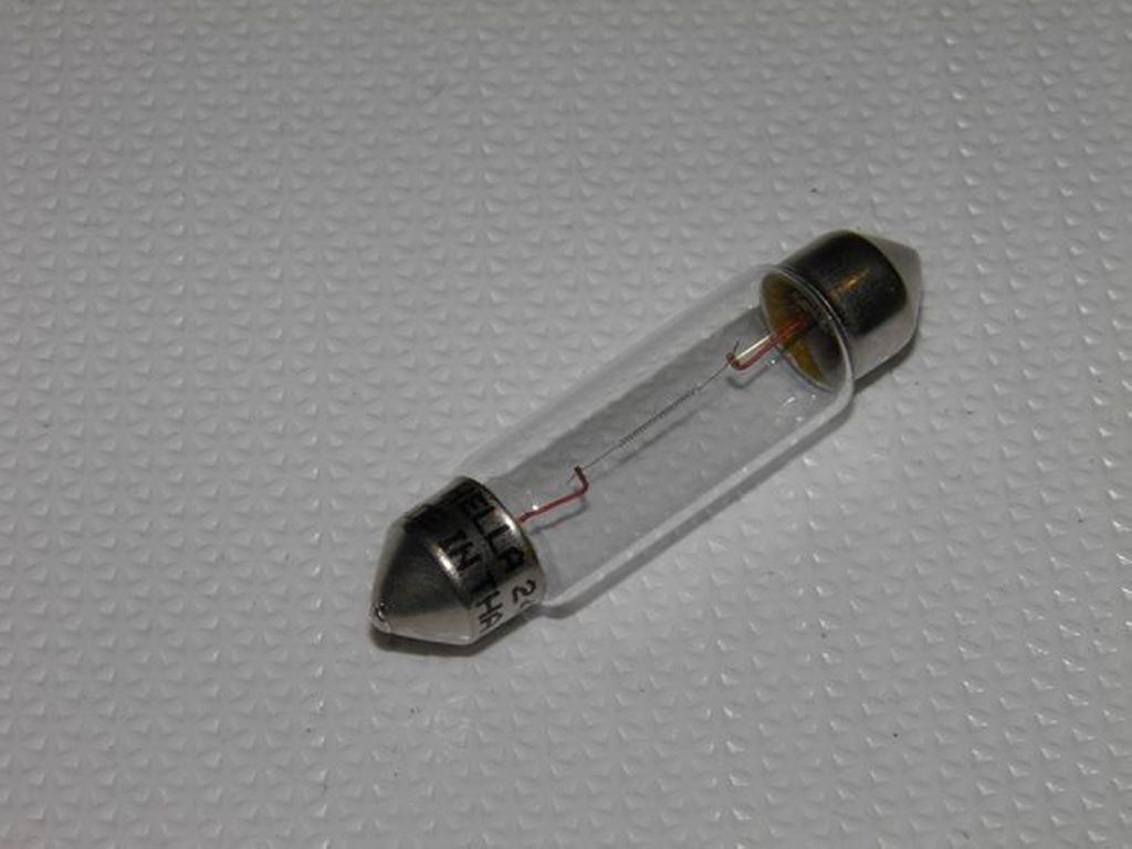 ZAROWKA 24V 10W RURKOWA