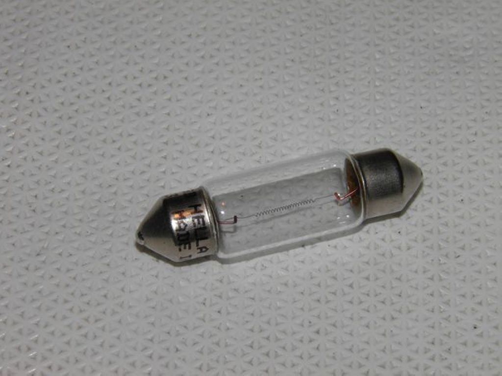 ZAROWKA 24V 5W RURKOWA