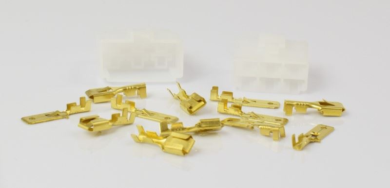 ON/OK-6 CSATLAKOZÓHÁZ KÉSZLET