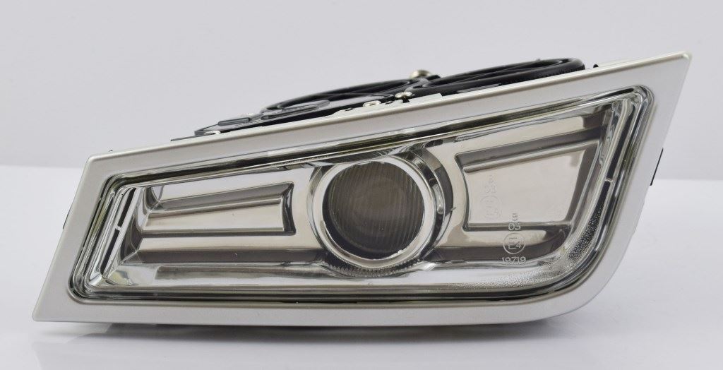 HALOGÉN VOLVO FH12 2008 UTÁN ELHAGYTA AZ N.TYP-ET