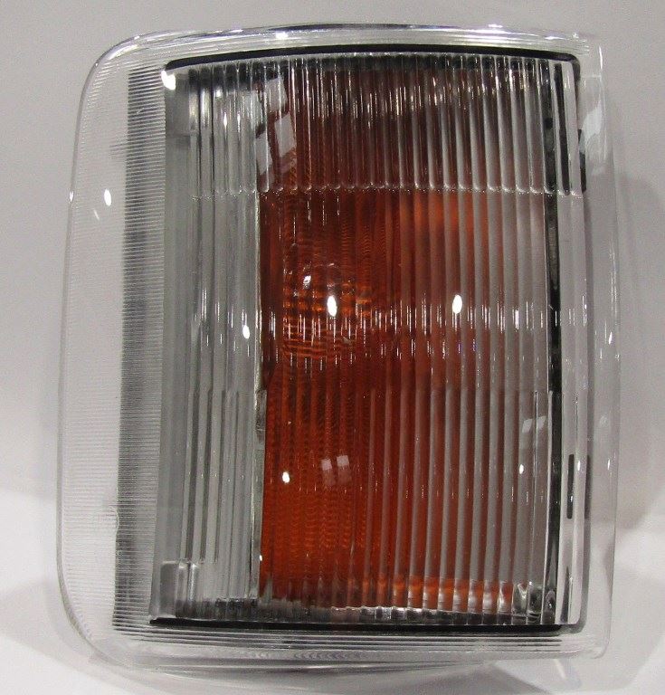 LAMPA IRÁNYJELZŐ IVECO EUROCARGO PRAWA