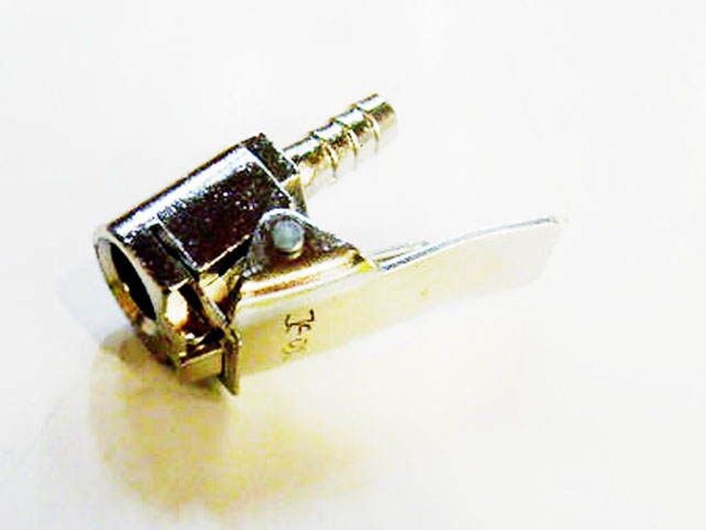 KONCOWKA DO POMPOWANIA NA WAZ FI6