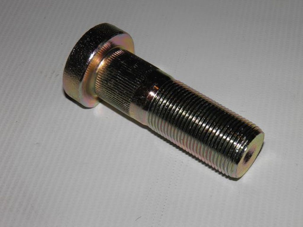 SRUBA KOLA SAF M22X1,5X67 DL.GW.39MM