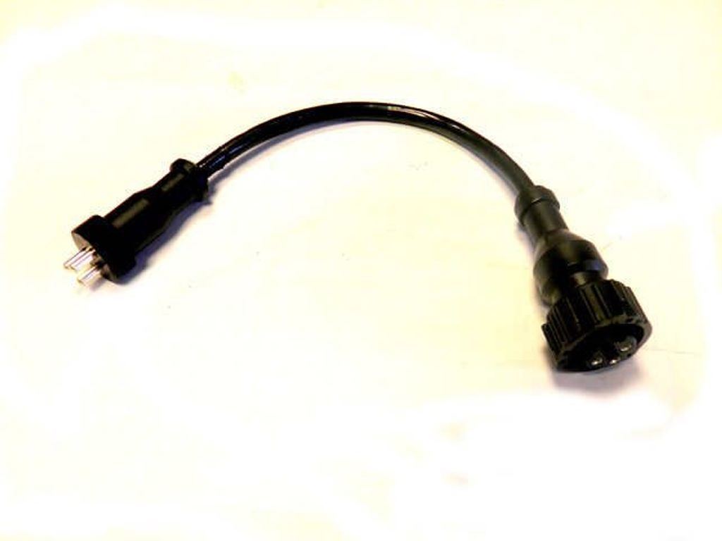 ADAPTER M24 MESKI NA BAJONET ZENSKI 3PIN