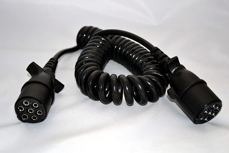 ELEKTROMOS KÁBEL SPIR. A WTYCZ-től. PLAST. N.4,5 millió