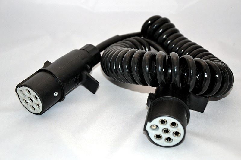 ELEKTROMOS KÁBEL SPIR. A WTYCZ-től. PLAST. S 4,5 millió