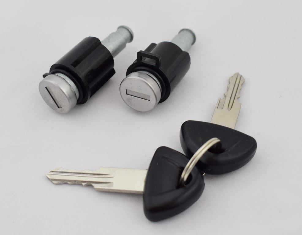 WKLADKI ZAMKA DRZWI SCANIA 2+2