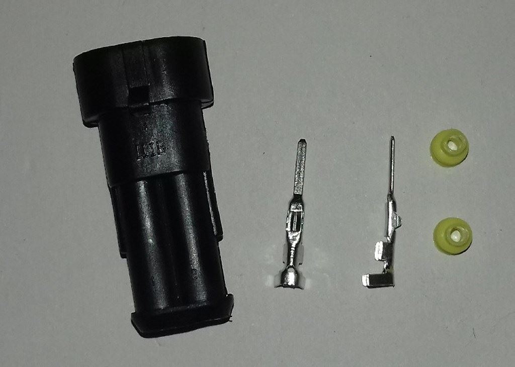 WTYCZKA ELEKTR.LAMPY 2-POLOWA MESKA