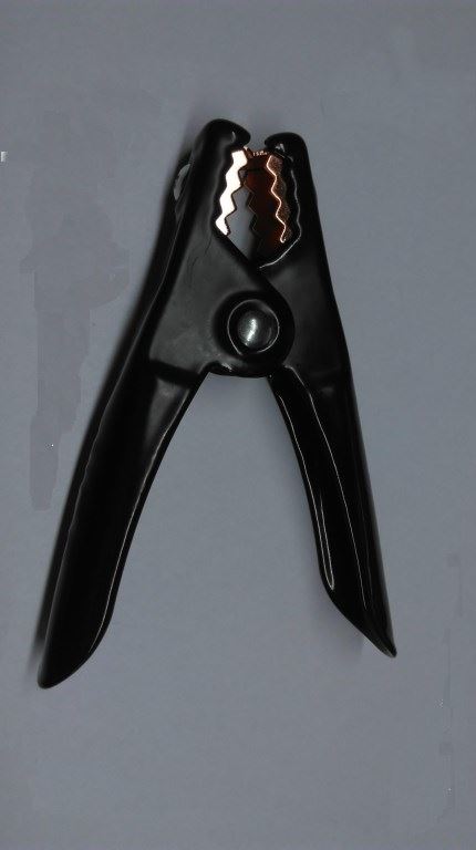 ZACISK KABLI ROZRUCHOWYCH A-33 CZARNY