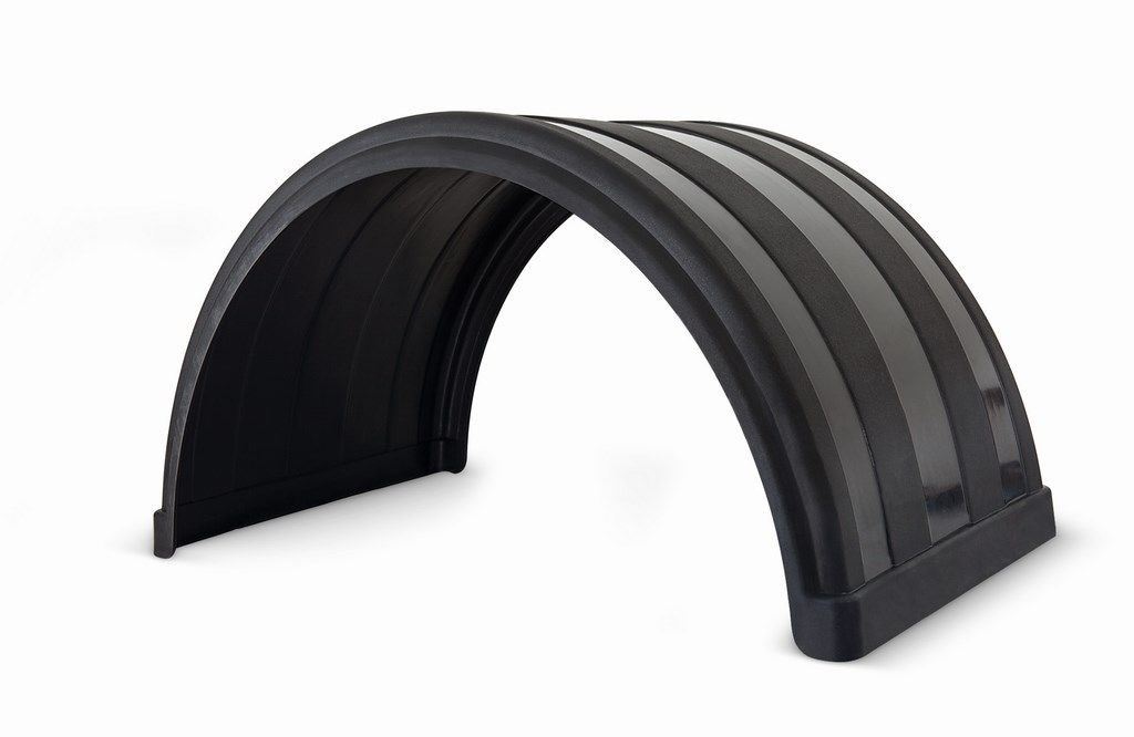 MŰANYAG HÁTSÓ SÁRVÉDŐ 620MM