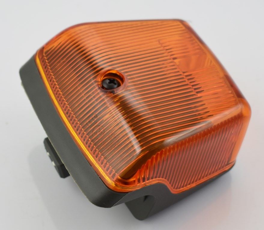 KIER LÁMPA. MB ATEGO BALRA