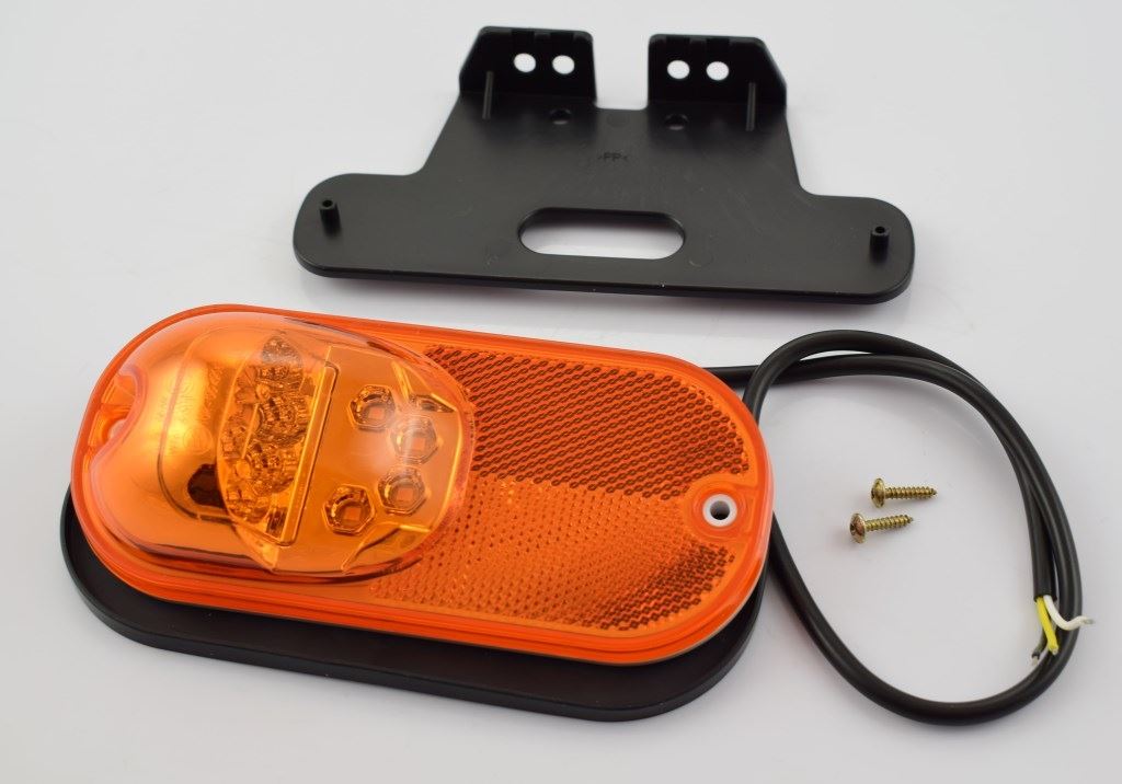 LÁMPA KÖRVONALA. LED SÁRGA OLDAL KIERREL.