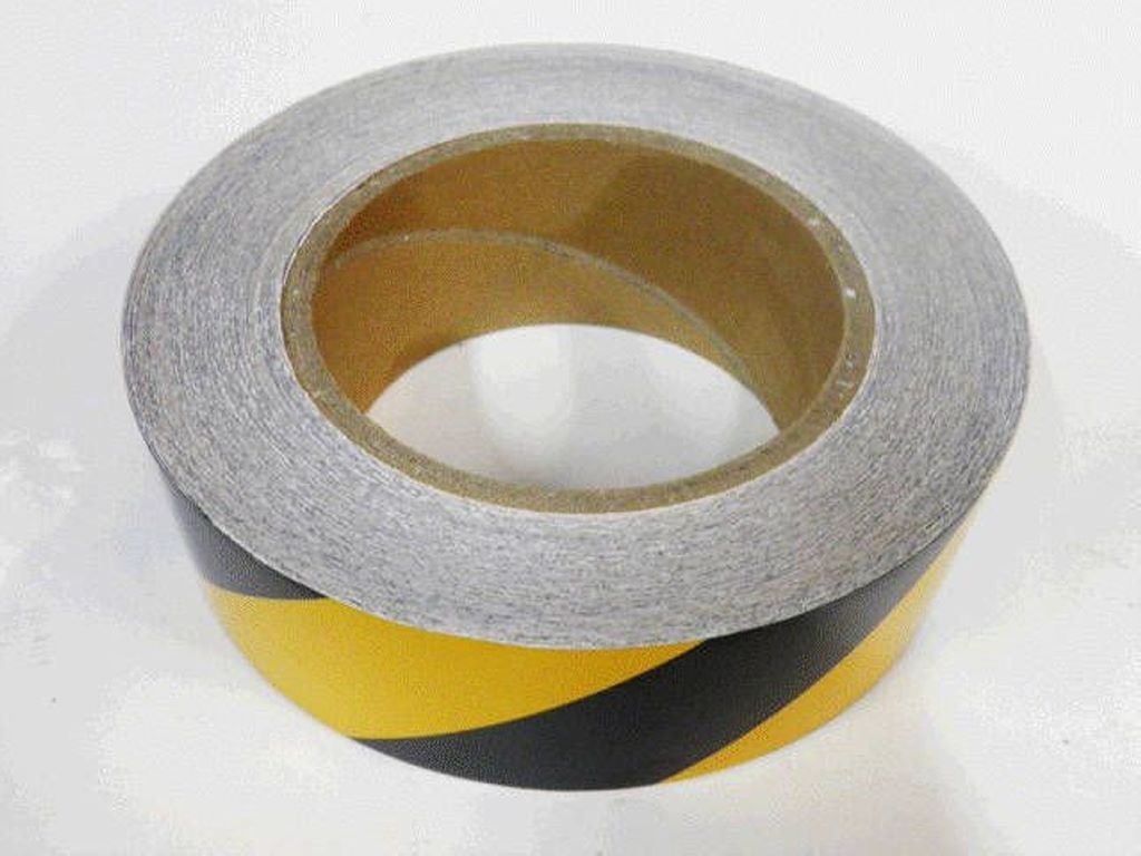 FÉNYVISSZAVERŐ SZALAG SÁRGA-FEKETE SZÉLESSÉG 5CM