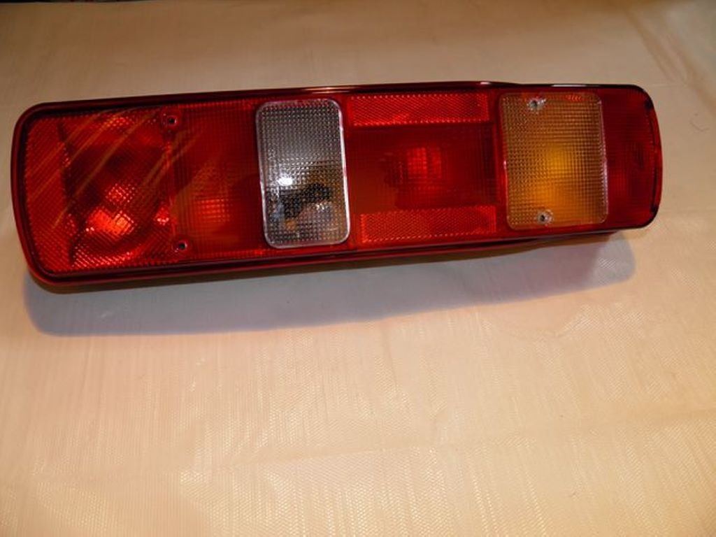 LÁMPA ÖSSZESZERELÉS. VOLVO FH-12 N/TÍPUS JOBB P NÉLKÜL