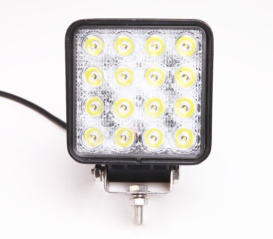 LED MUNKALÁMPA 48W 16LED 3W 6000K