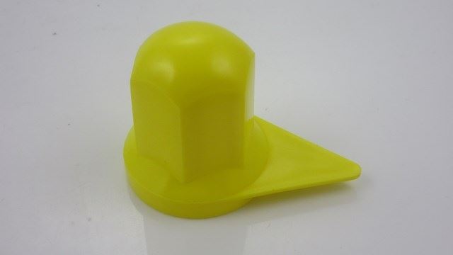 OSLONA SZPILKI KOLA S-32 PLAST.ZOLTA