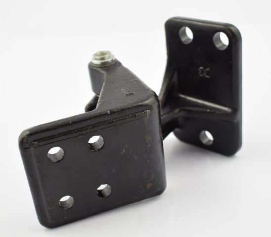 AJTÓPÁNT MAN TGA BAL ALSÓ SAROKBAN