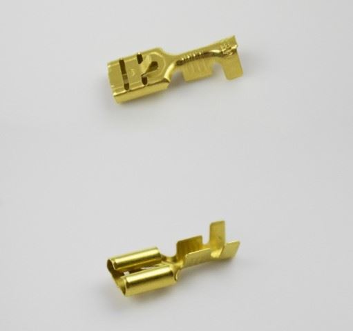 J-2.5 KAPCSOLÓ ORRRAL