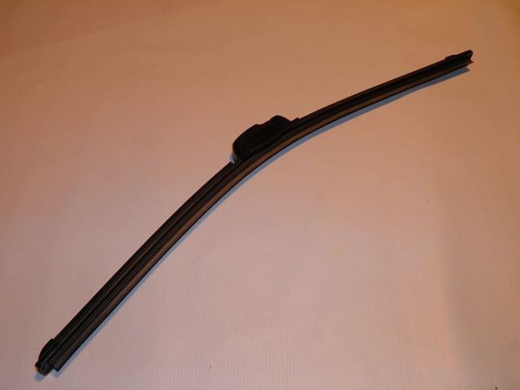 ABLAKTÖRLŐ 500MM  MAN L200