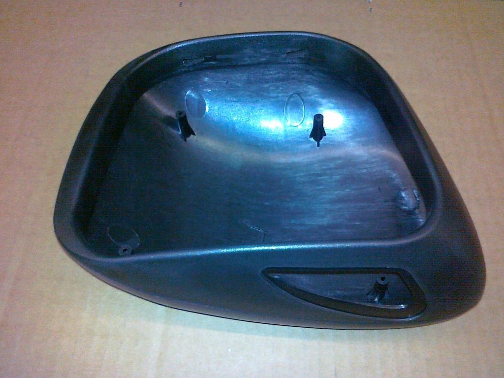 KORPUS LUSTRA SCANIA 4 PANOR. LEWY