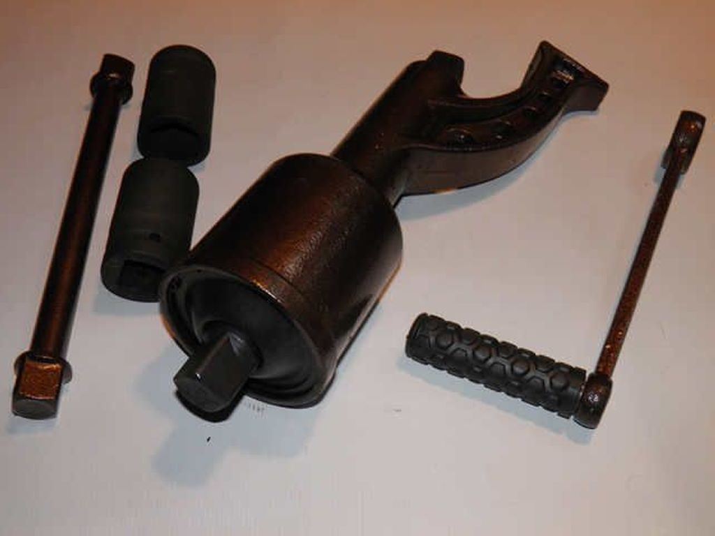 BOLYGÓ KULCS ARÁNY 1:78