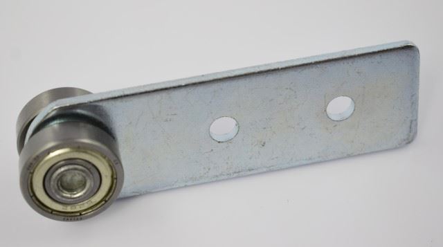 ROLKA DACHU Z MOCOWANIEM PROSTYM FI24