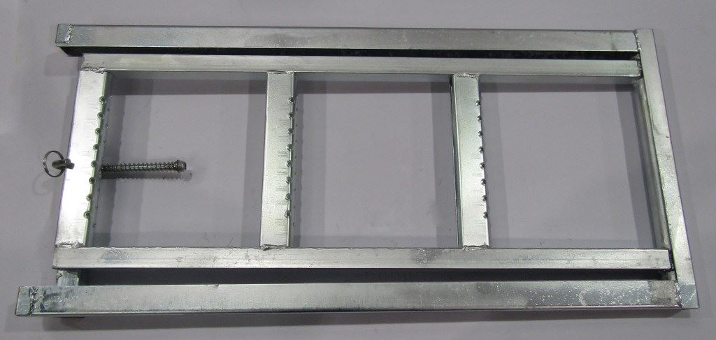 ÖSSZECSUKHATÓ LÉTRA FÉLPÓTKOCSIHOZ 3 LÉPCSŐS