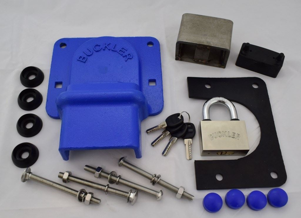 A FÉLPÓTKOCSI AJTAJÁNAK RÖGZÍTÉSE