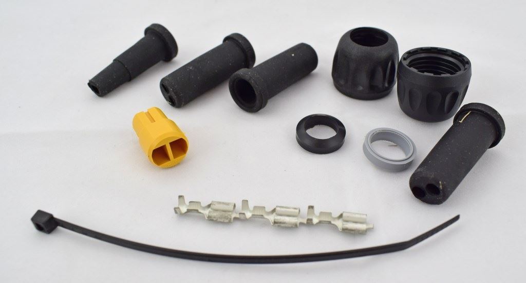 LÁMPACSATLAKOZÓ.SÁRGA