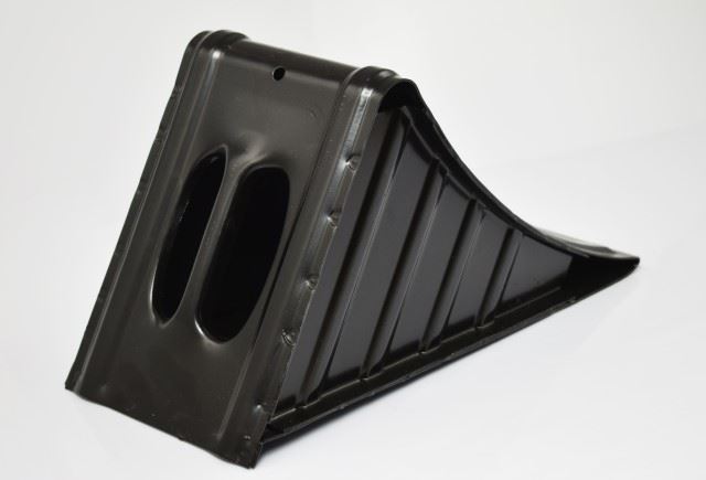 KERÉKÉK SZÉLESSÉGE 160MM FÉM FEKETE