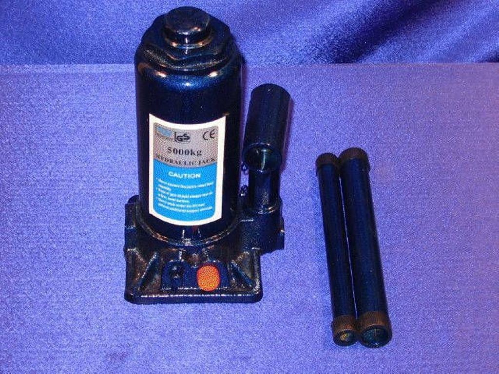 HIDRAULIKUS EMELŐ D-5T