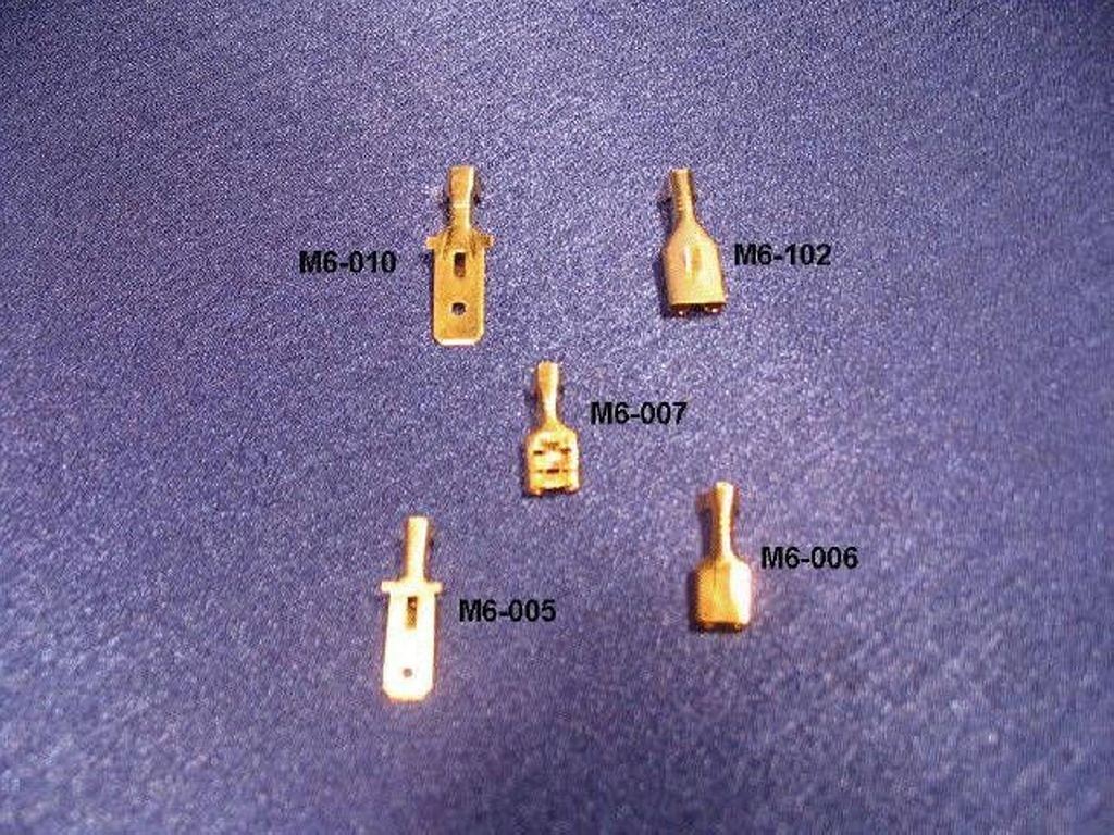 NASUWKA KONEKTOROWA 10SZT SZEROKA